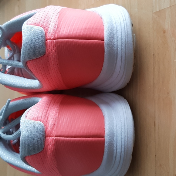 Nike size 6y (7.5 womens) - Picture 5 of 7